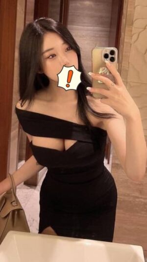 地區:高雄鳳山區外約正妹<hr> 妹名:言佳慧<hr> <span>上架時間: 2025/01/17<span>