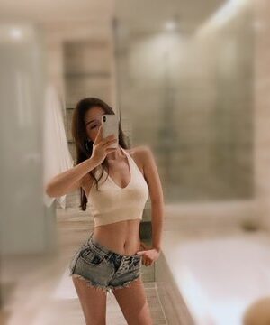 地區:台北中山區出差伴遊<hr> 妹名:萱珞<hr>  <span>上架時間: 2025/06/10<span>